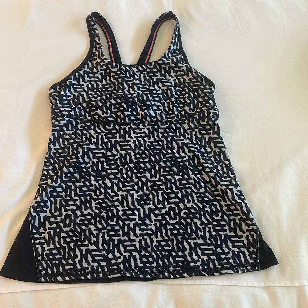 Lululemon workout tank